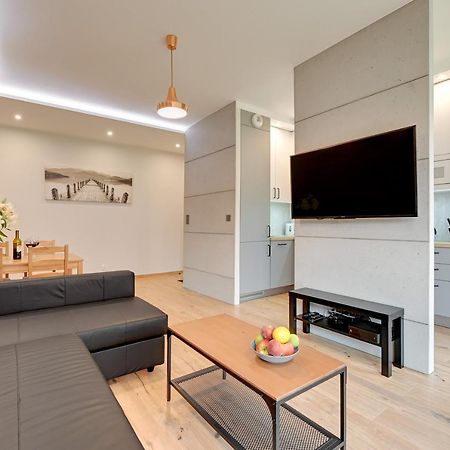 Central Apartment - Free Private Parking Gdańsk Eksteriør bilde