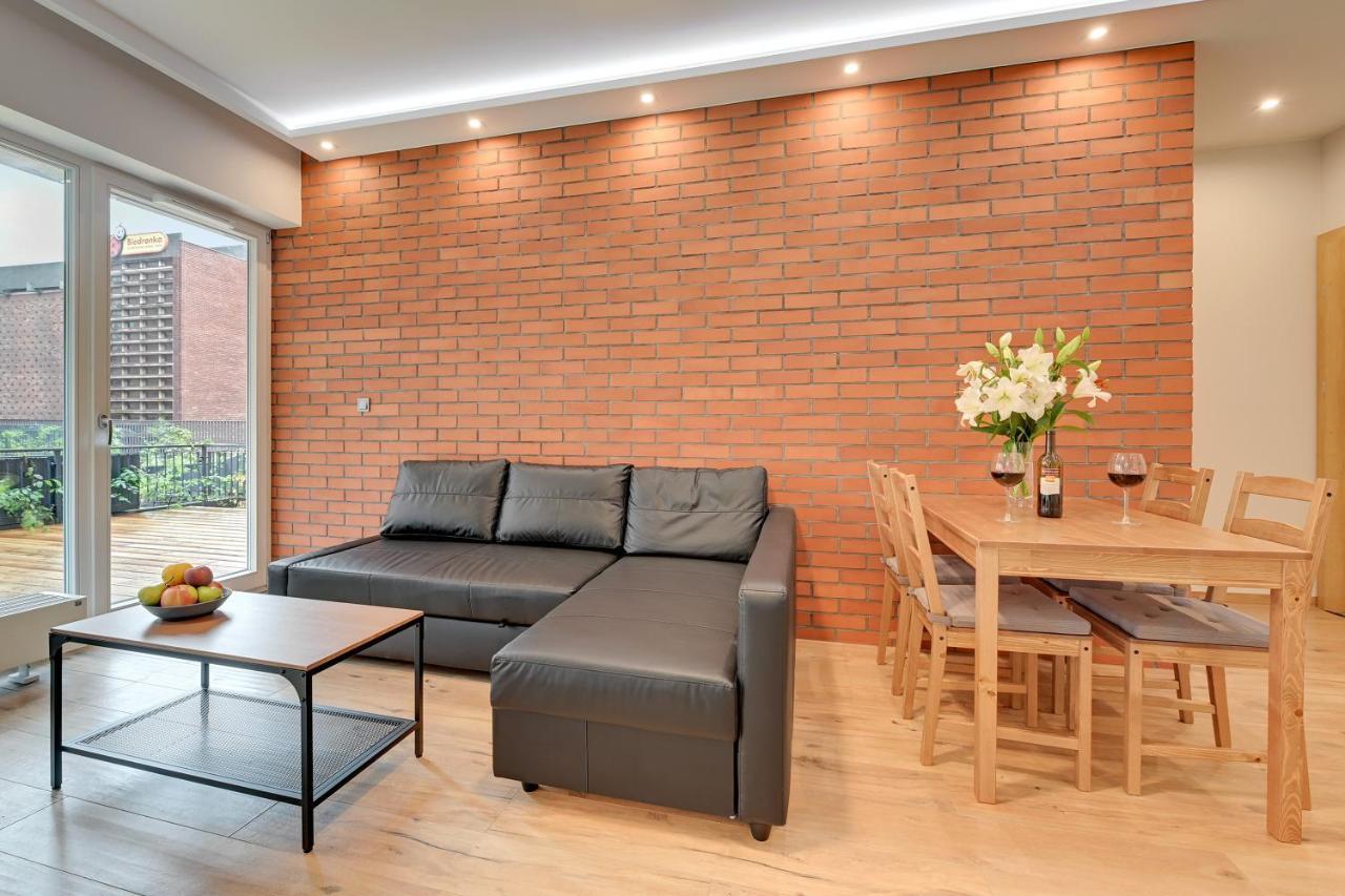 Central Apartment - Free Private Parking Gdańsk Eksteriør bilde