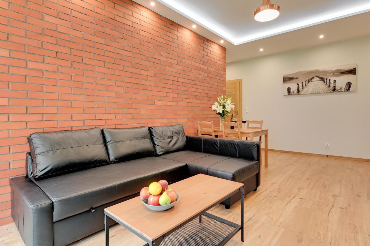 Central Apartment - Free Private Parking Gdańsk Eksteriør bilde