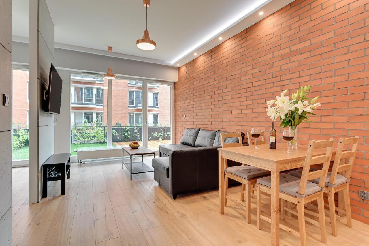 Central Apartment - Free Private Parking Gdańsk Eksteriør bilde